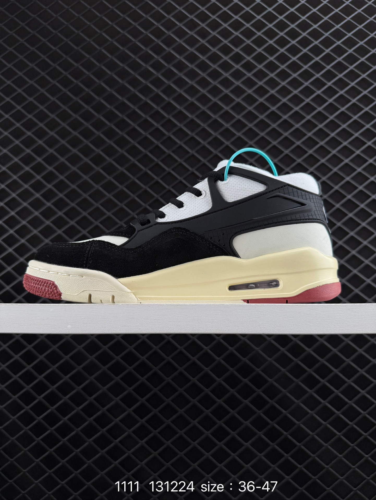 NK Wmns Air Jordan 4 Retro RM